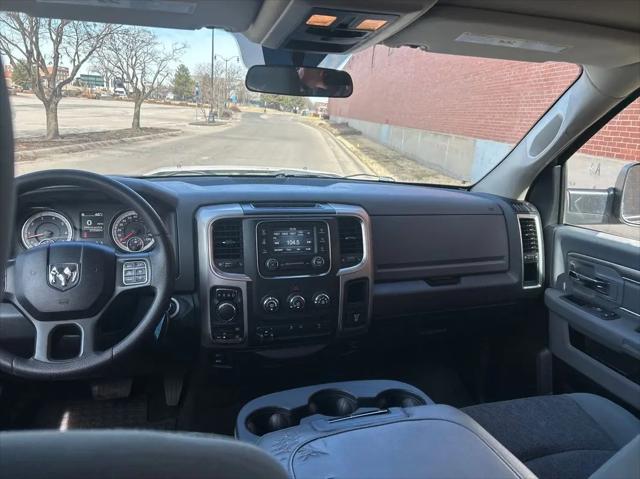 2017 Ram 1500 SLT Crew Cab 4x4 5'7" Box
