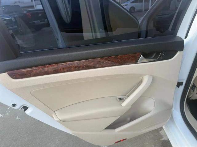 2013 Volkswagen Passat 2.0L TDI SEL Premium