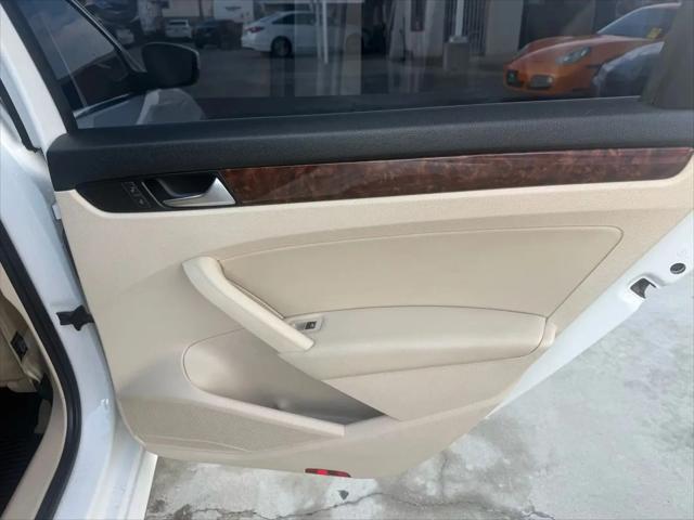 2013 Volkswagen Passat 2.0L TDI SEL Premium