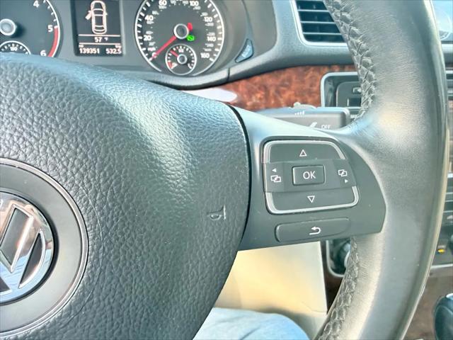 2013 Volkswagen Passat 2.0L TDI SEL Premium