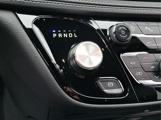 2026 Chrysler Pacifica Select AWD