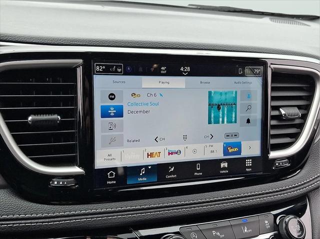 2026 Chrysler Pacifica Select AWD