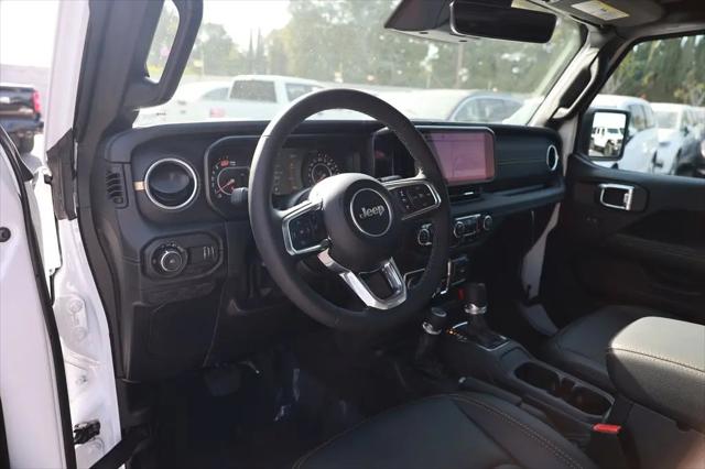 2026 Jeep Wrangler 4-Door Sahara 4x4