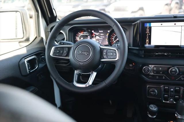 2026 Jeep Wrangler 4-Door Sahara 4x4