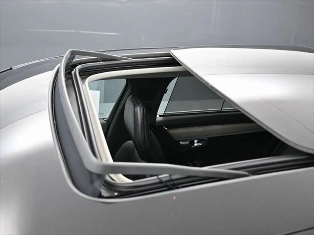 2023 Volvo S90 B6 Plus
