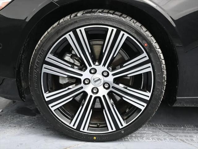 2023 Volvo S90 B6 Plus