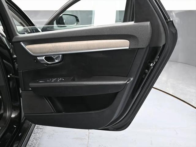 2023 Volvo S90 B6 Plus