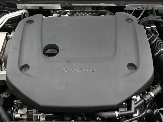 2023 Volvo S90 B6 Plus