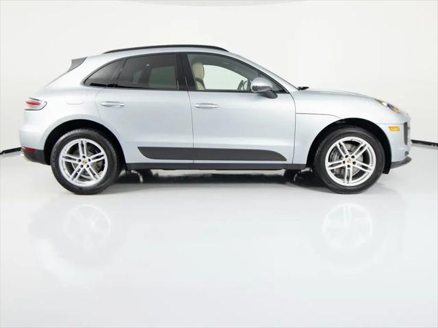 2021 Porsche Macan Macan