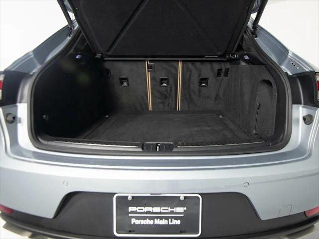 2021 Porsche Macan Macan