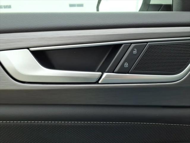 2026 Volkswagen Atlas Cross Sport SE with Technology