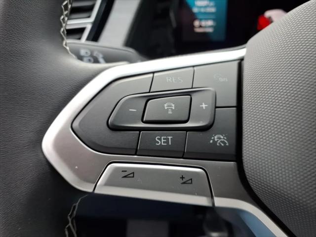 2026 Volkswagen Atlas Cross Sport SE with Technology