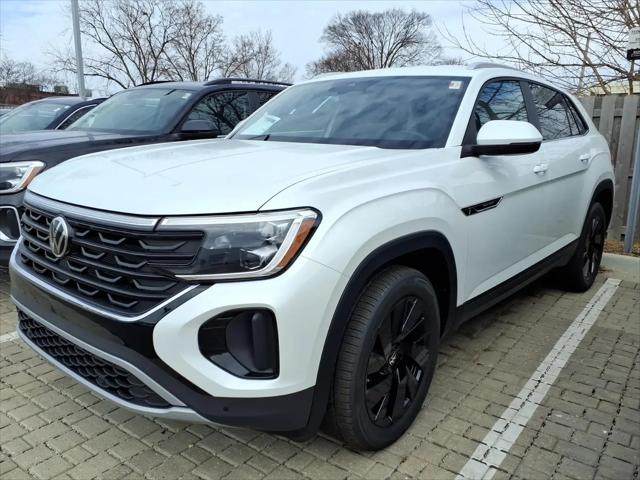 2026 Volkswagen Atlas Cross Sport SE with Technology