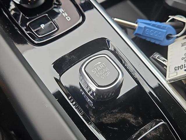 2026 Volvo XC60 B5 Core
