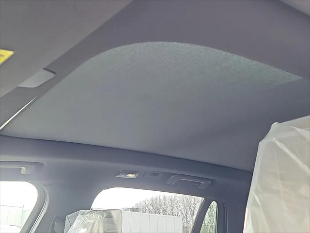 2026 Volvo XC90 Plug-In Hybrid Plus, T8 AWD, Electric/Gasoline, Bright, 7 Seats