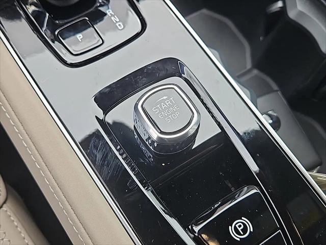 2026 Volvo XC90 Plug-In Hybrid Plus, T8 AWD, Electric/Gasoline, Bright, 7 Seats