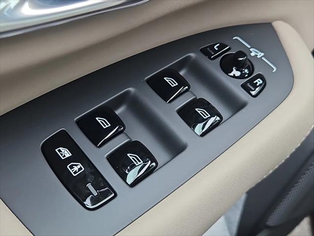2026 Volvo XC90 Plug-In Hybrid Plus, T8 AWD, Electric/Gasoline, Bright, 7 Seats