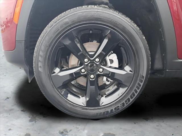 2025 Jeep Grand Cherokee Altitude X 4x4