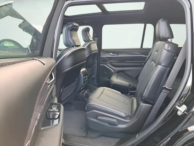2025 Jeep Grand Cherokee L Overland 4x4