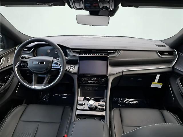 2025 Jeep Grand Cherokee L Overland 4x4