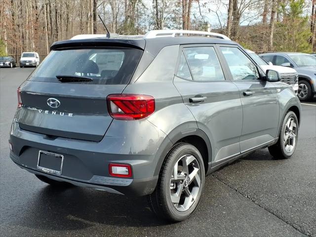 2026 Hyundai Venue SEL w/Two-Tone Roof