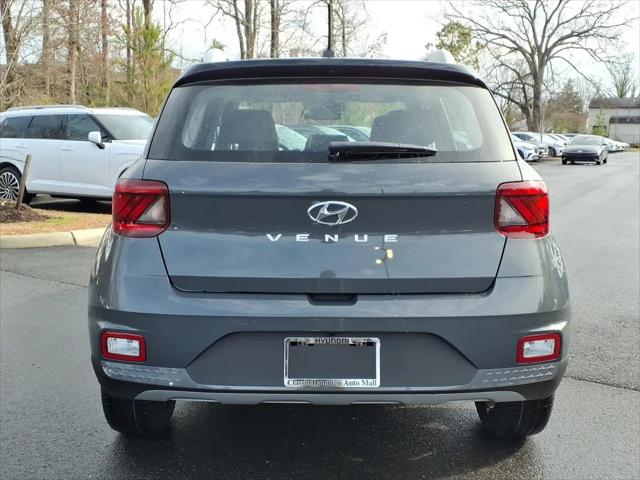 2026 Hyundai Venue SEL w/Two-Tone Roof
