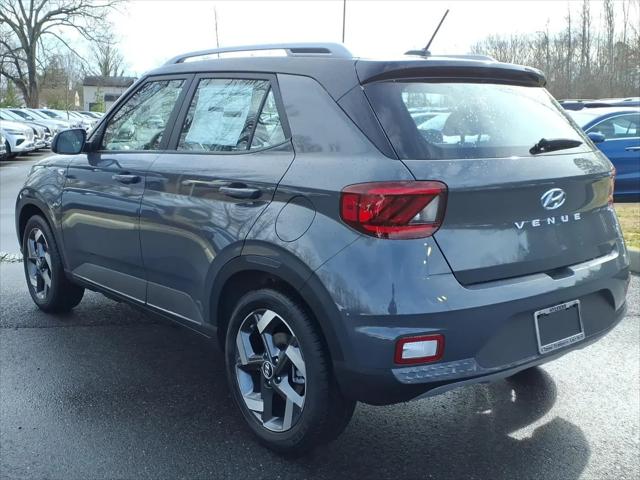 2026 Hyundai Venue SEL w/Two-Tone Roof