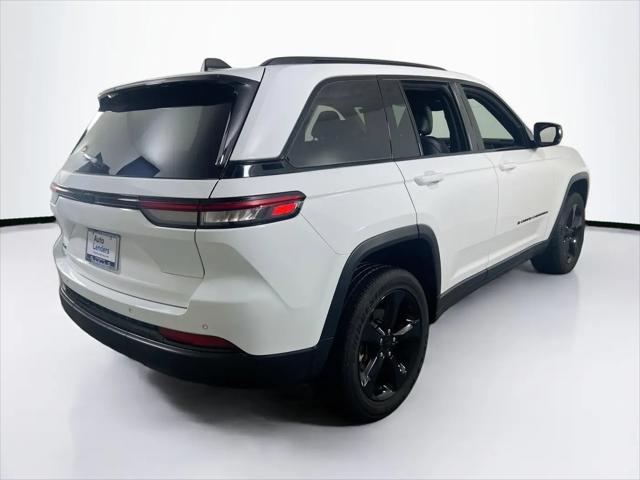 2023 Jeep Grand Cherokee Altitude 4x4