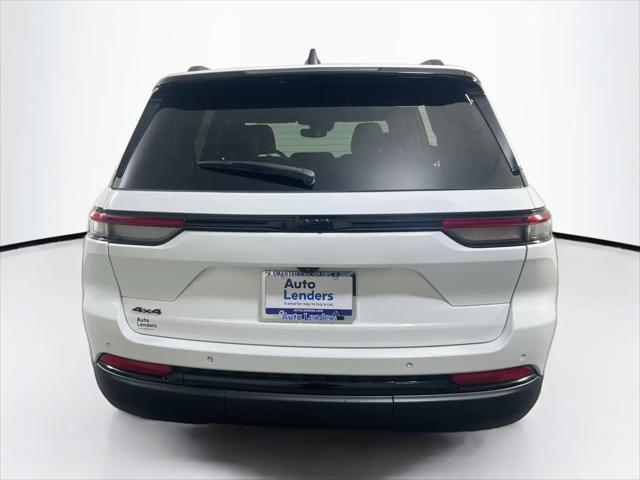 2023 Jeep Grand Cherokee Altitude 4x4