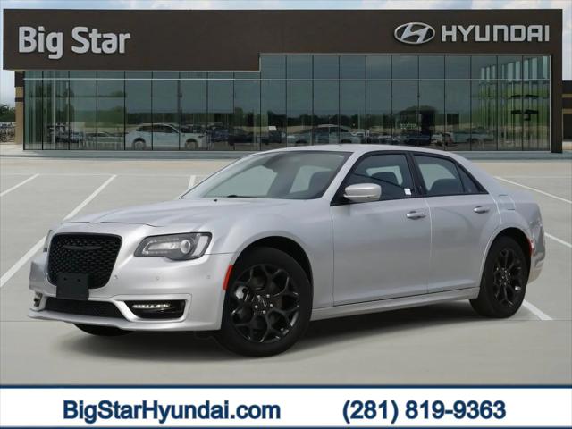 2023 Chrysler 300 Touring L AWD for sale in Friendswood, TX