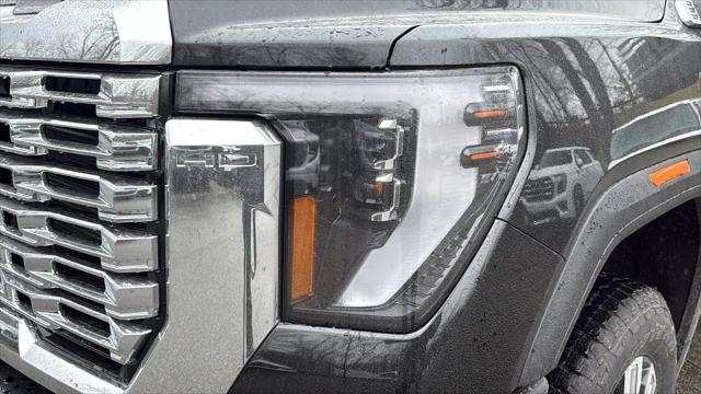 2026 GMC Sierra 3500HD Crew Cab, Long Bed, Denali Dual Rear Wheel, 4WD