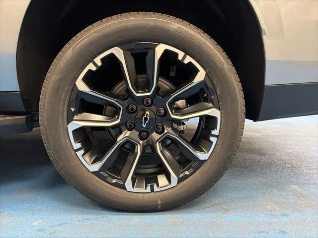 2026 Chevrolet Suburban Premier, 4WD
