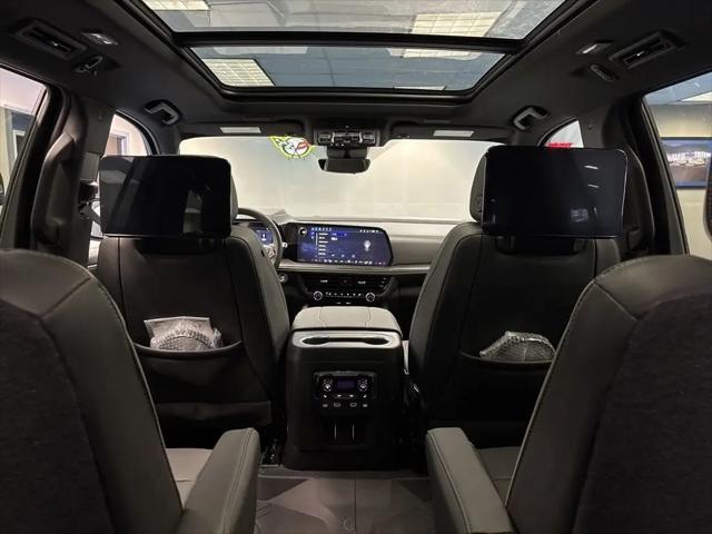 2026 Chevrolet Suburban Premier, 4WD