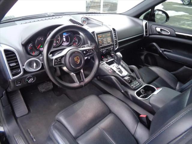 2016 Porsche Cayenne Cayenne