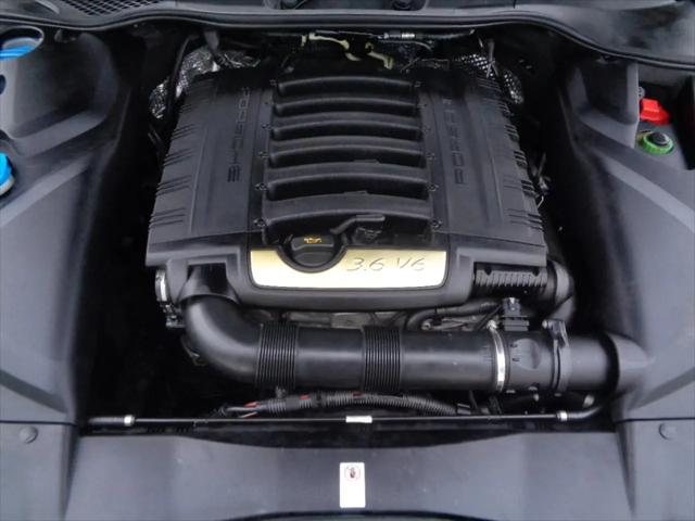 2016 Porsche Cayenne Cayenne