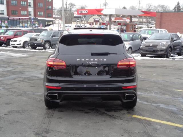 2016 Porsche Cayenne Cayenne