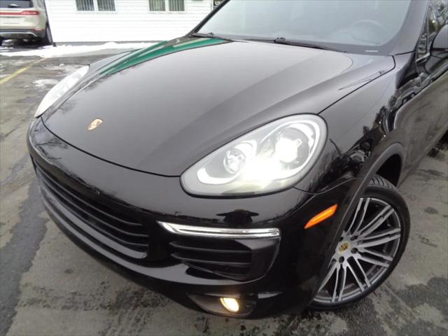 2016 Porsche Cayenne Cayenne
