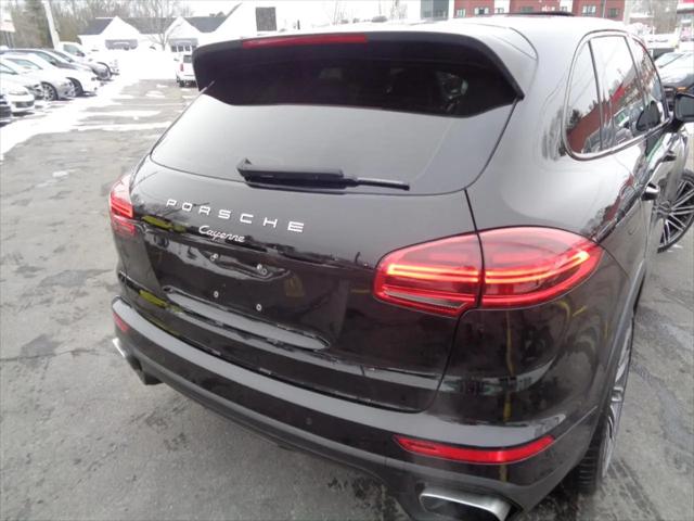 2016 Porsche Cayenne Cayenne