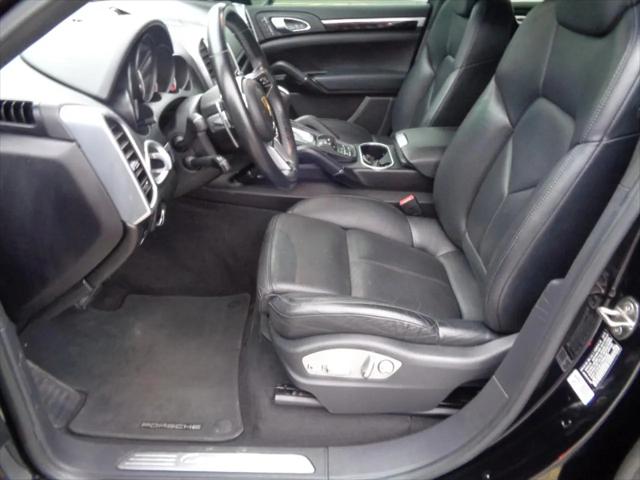 2016 Porsche Cayenne Cayenne