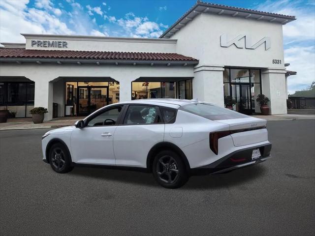 2026 Kia K4 LXS