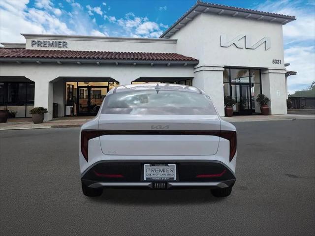 2026 Kia K4 LXS