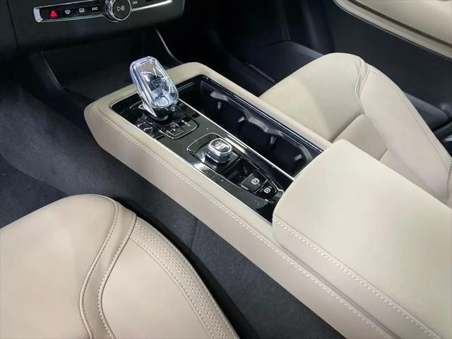 2026 Volvo XC90 Plus, B6 AWD Gas (mild hybrid), Gasoline, Bright, 7 Seats