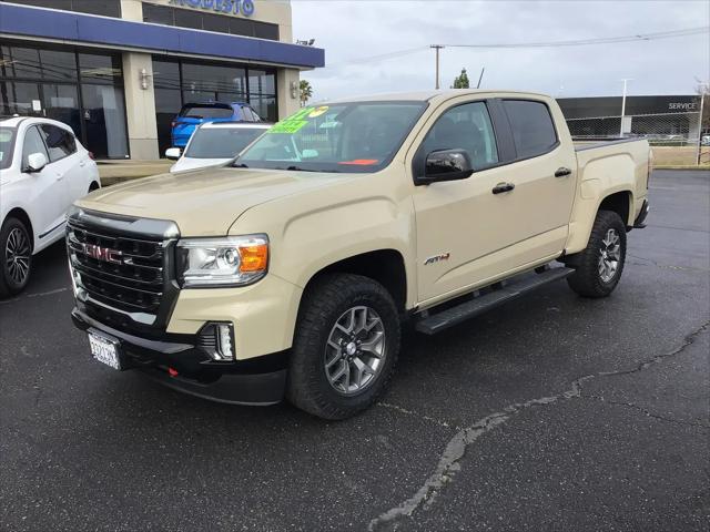 2022 GMC Canyon 4WD Crew Cab Short Box AT4 - Cloth