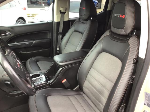 2022 GMC Canyon 4WD Crew Cab Short Box AT4 - Cloth