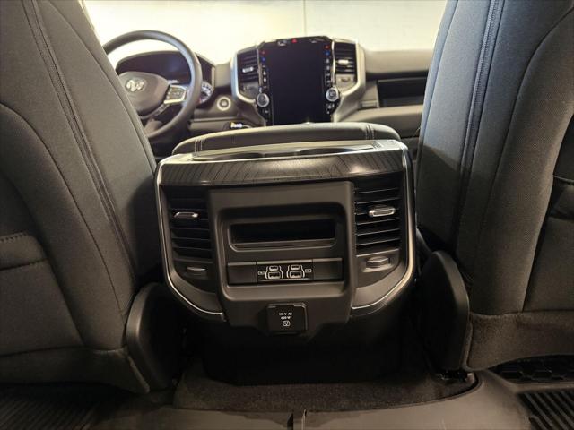 2025 Ram 1500 Big Horn Crew Cab 4x4 57 Box