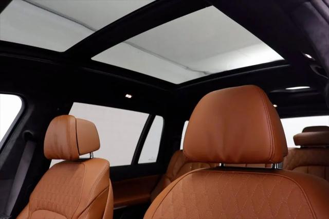 2026 BMW X7 M60i
