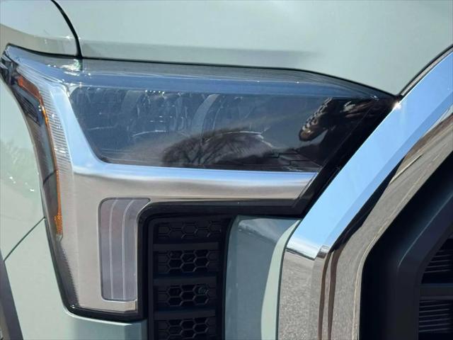 2026 Toyota Tundra SR CrewMax 5.5' Bed
