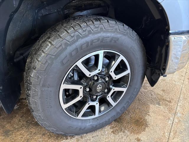 2019 Toyota Tundra SR5 5.7L V8