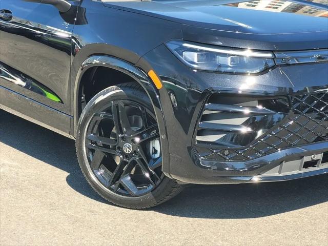2026 Volkswagen Tiguan SE R-Line Black