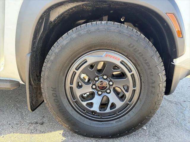 2026 Nissan Frontier Crew Cab PRO-X 4x2